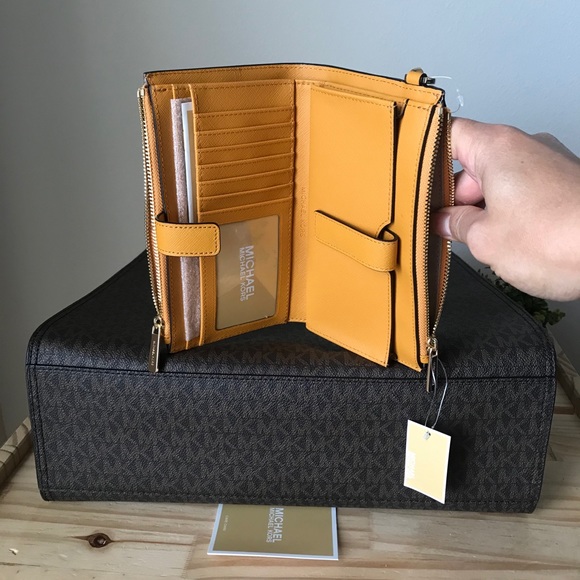 🌼Michael Kors Set - Picture 5 of 16